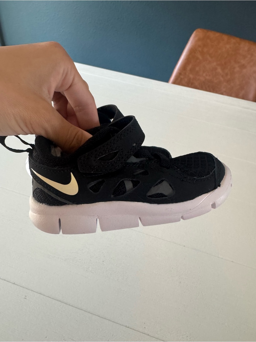 Nike Free Run Toddler Size 5 Black Sneakers Shoes